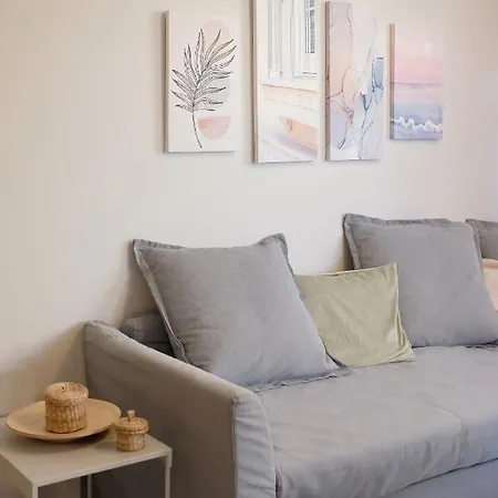 Apartment Golden Aura Danilia