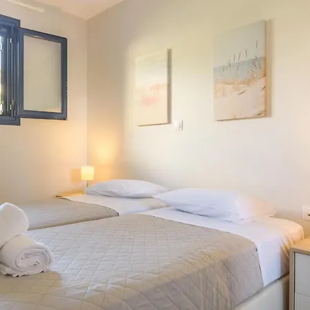 Apartment Golden Aura *
